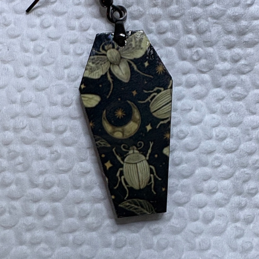 Moth earrings - Picture 4 of 7